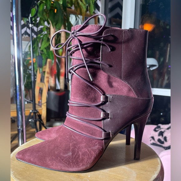 Mauve Nine West Booties - Picture 2 of 6